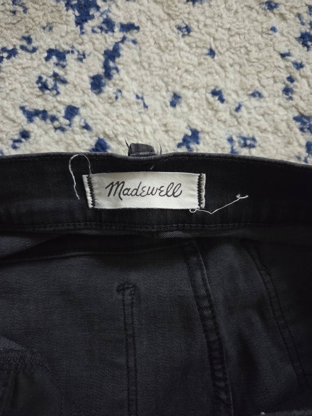 Madewell Black High-Rise Button-Fly Skinny Jeans - Raw Hem - Picture 2 of 9